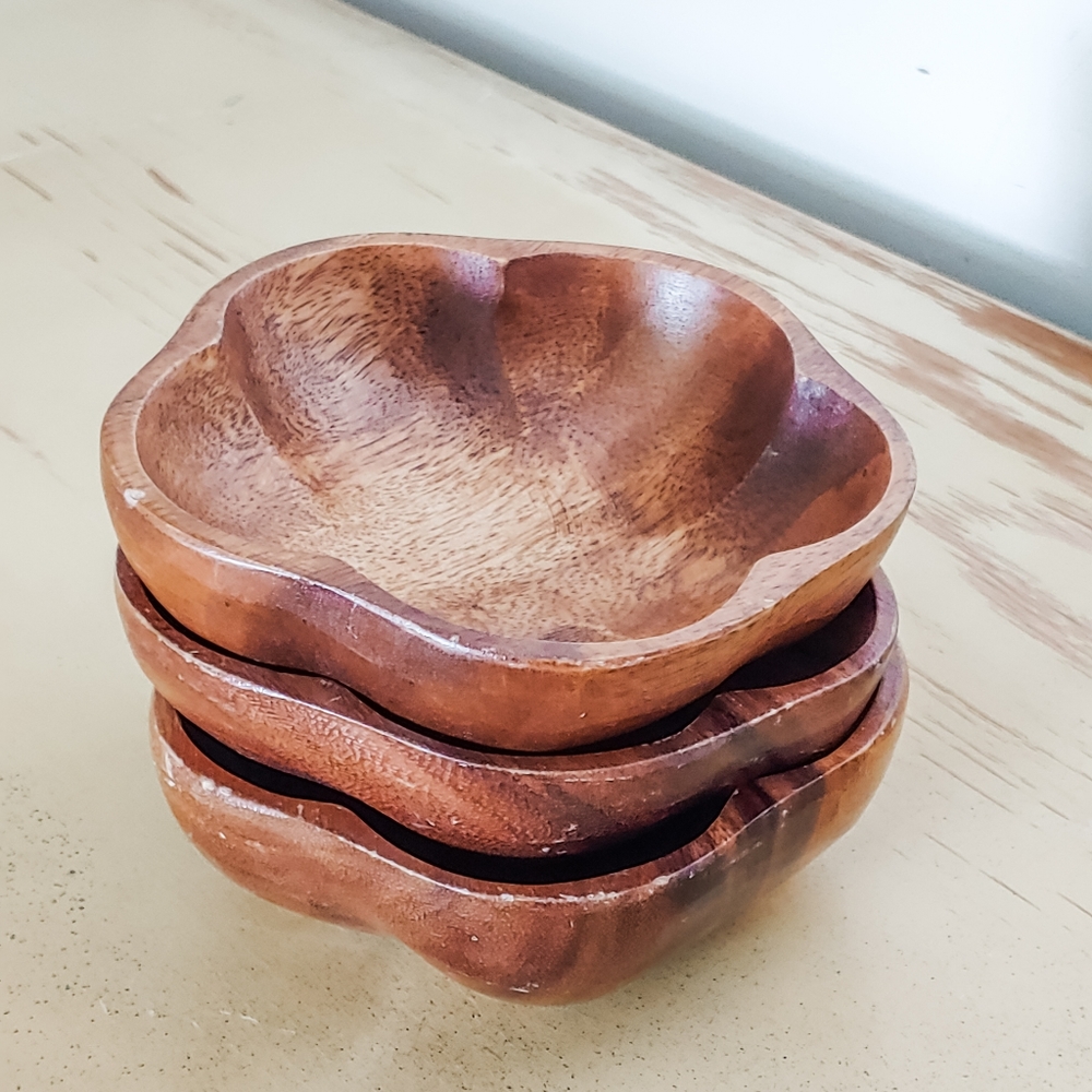 Carved wooden flower shaped salad bowls